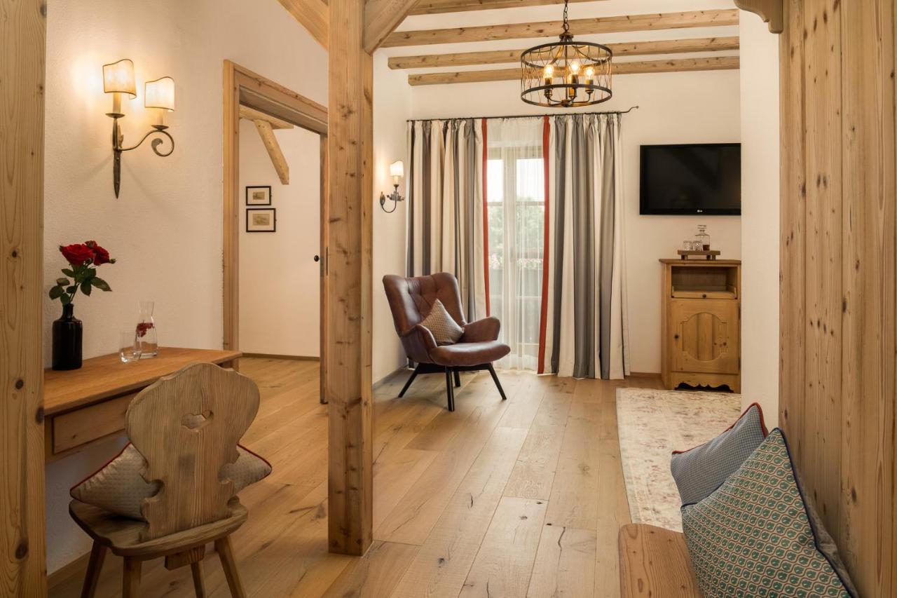 Hotel Gut Ising Chieming Ngoại thất bức ảnh