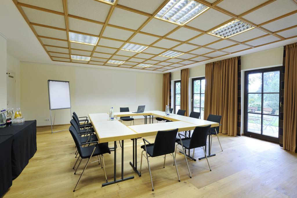 Hotel Gut Ising Chieming Ngoại thất bức ảnh