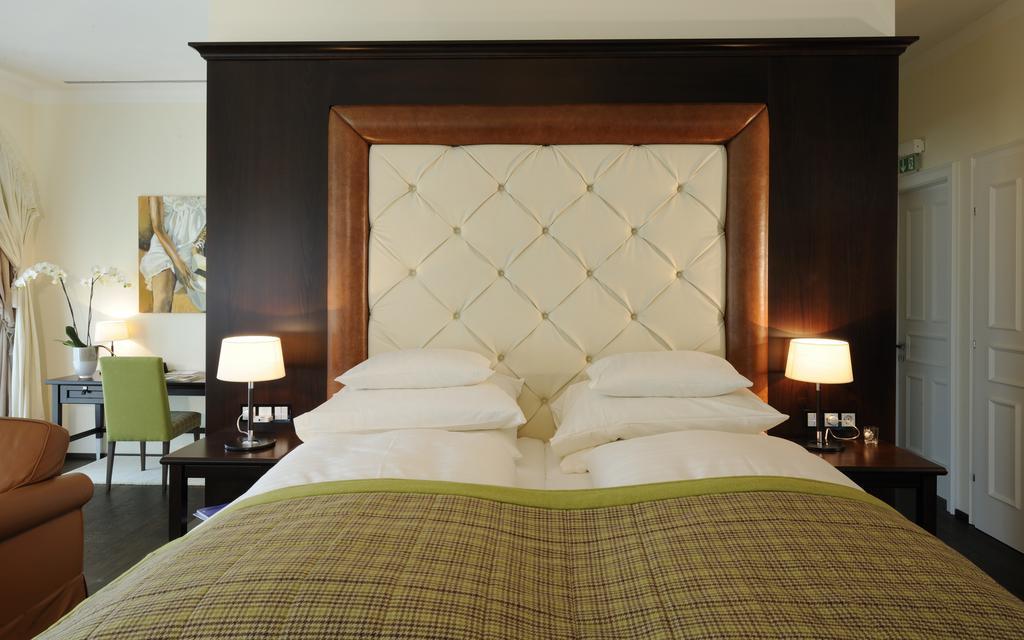 Hotel Gut Ising Chieming Phòng bức ảnh