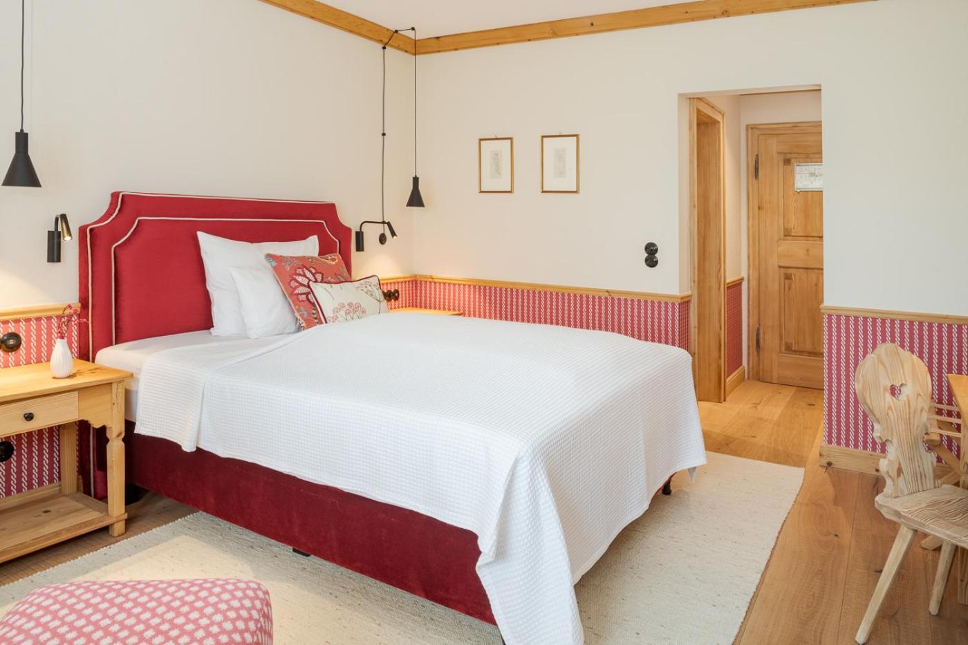 Hotel Gut Ising Chieming Ngoại thất bức ảnh