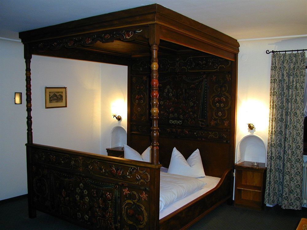 Hotel Gut Ising Chieming Ngoại thất bức ảnh